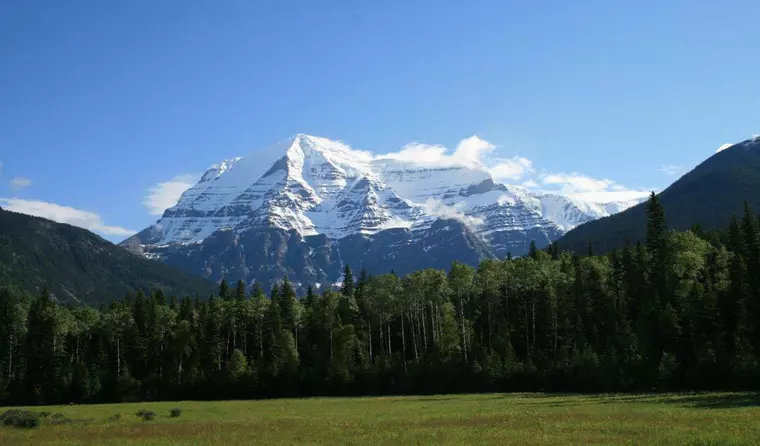 Mt_Robson