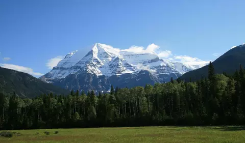 Mt_Robson