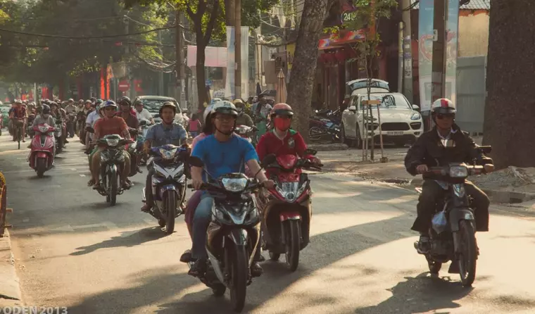 Vietnam Reise - Hanoi Mopeds