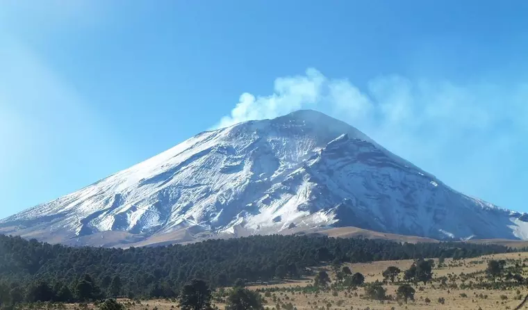 Ecuador_Volcano 