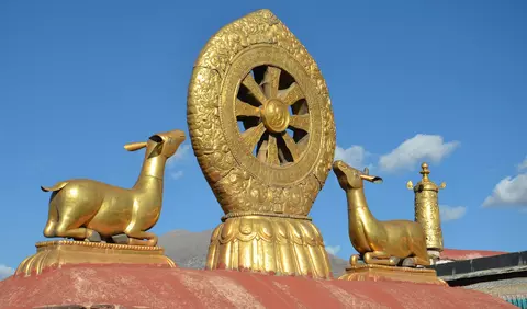 Dharma Rad, Dach des Jokhang-Tempel in Lhasa, Tibet