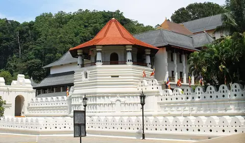 Urlaub Sri Lanka - Kandy, Zahntempel